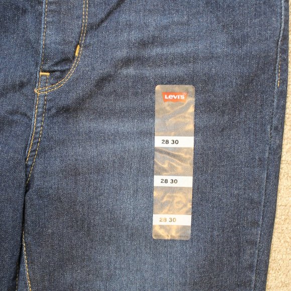 New Levi's Women 720 High Rise Super Skinny Jeans - Picture 3 of 5